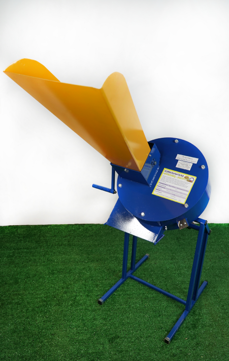 Измельчитель травы, сена, соломы «Кубанец-300ТР» (нож 3мм)(безопасная подача продукта) Измельчитель травы, сена, соломы «Кубанец-300ТР» (нож 3мм)(безопасная подача продукта)